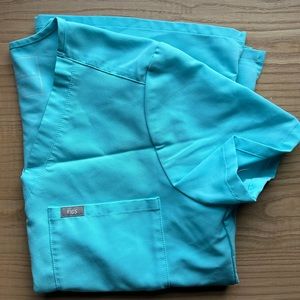 Figs Catarina One Pocket Scrub Top